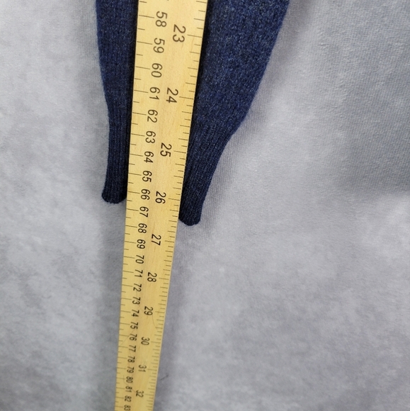 Club Room Luxury Men’s 100% Cashmere V-Neck Sweater Blue - Size M - Picture 6 of 7